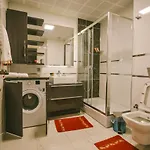 Sky Deluxe 2 Fitness & Apartman *