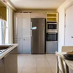 Sky Deluxe 2 Fitness & Apartment