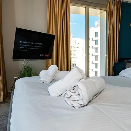 Sky Deluxe 2 Fitness & * Skopje