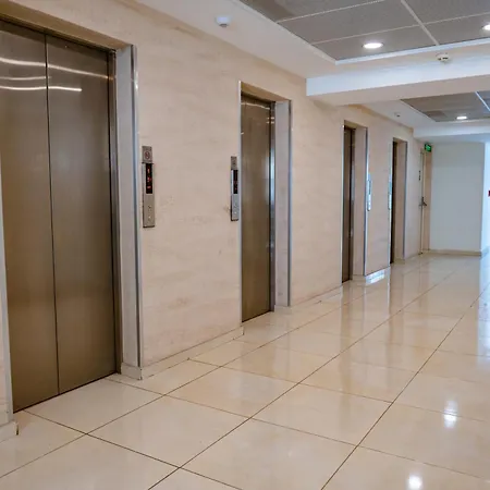 Sky Deluxe 2 Fitness & * Skopje