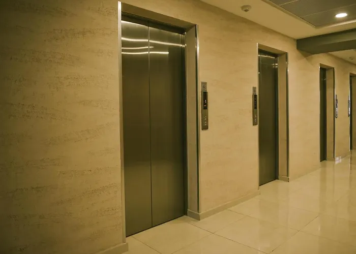 Sky Deluxe 2 Fitness & * Skopje